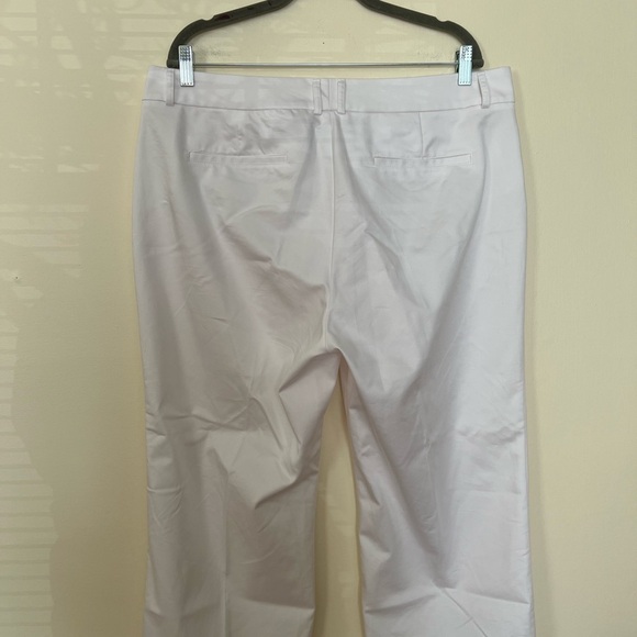 Dockers Ideal Fit Womens White Metro Capri Pants 16 Cotton Casual Stretchy Chic - Picture 8 of 16